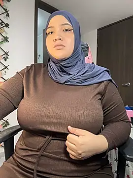 Snapshot of sweetmuslim01 chatting on 03-16-25, 04:20 sweetmuslim01 online show from 03-16-25, 04:20