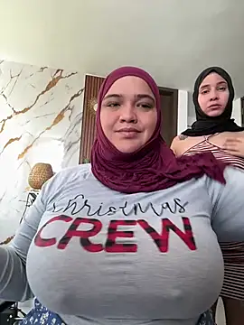 Snapshot of sweetmuslim01 chatting on 05-05-26, 03:53 sweetmuslim01 online show from 05-05-26, 03:53