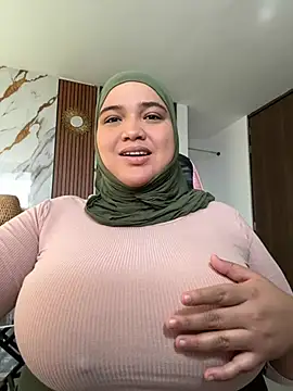 Snapshot of sweetmuslim01 chatting on 06-27-26, 07:30 sweetmuslim01 online show from 06-27-26, 07:30