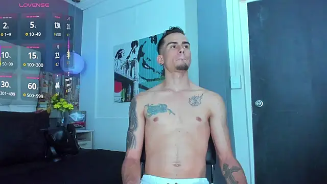 Sharon Tyga20 online show from 11-18-25, 08:24