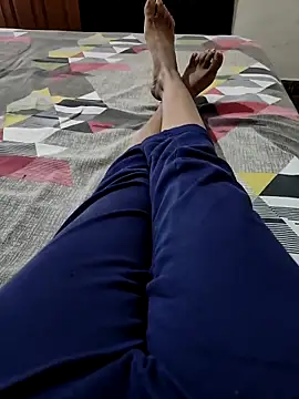 Snapshot of iiseemasingh chatting on 11-16-25, 06:30 iiseemasingh online show from 11-16-25, 06:30