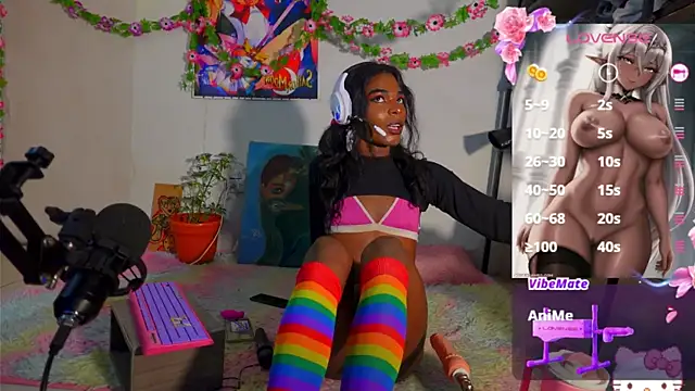 Snapshot of Goddess__Effy chatting on 11-20-25, 11:15 Goddess Effy online show from 11-20-25, 11:15