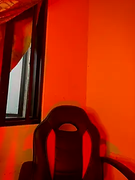 VIOLET EF online show from 11-29-25, 10:46