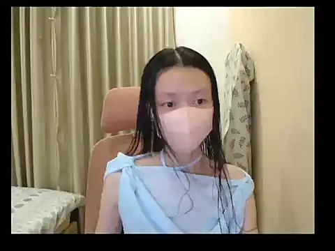 Lil-Cherries online show from 05-19-26, 02:23