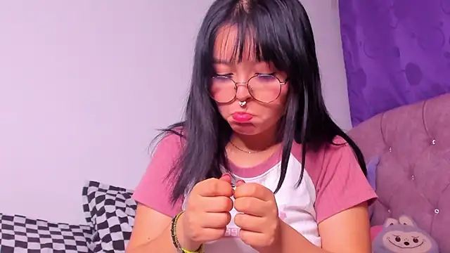 Snapshot of amy__a chatting on 01-08-26, 06:26 amy a online show from 01-08-26, 06:26