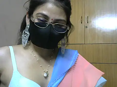 Snapshot of Fairy_Pie chatting on 05-21-26, 06:37 Fairy Pie online show from 05-21-26, 06:37