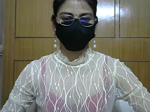 Snapshot of Fairy_Pie chatting on 06-11-26, 07:23 Fairy Pie online show from 06-11-26, 07:23