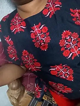 Snapshot of Rathi_telugu_couple chatting on 01-06-26, 11:18 Rathi telugu couple online show from 01-06-26, 11:18