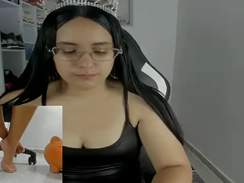 queen findom1 online show from 12-05-25, 05:38