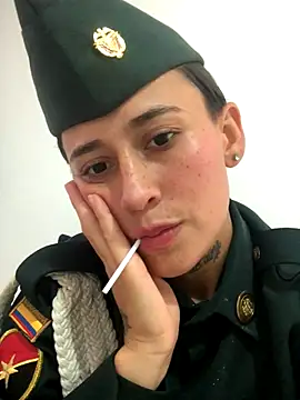 Miia Hoot online show from 11-15-25, 02:35