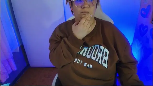 Snapshot of kattybbwbigboobs_ chatting on 02-14-26, 10:28 kattybbwbigboobs online show from 02-14-26, 10:28