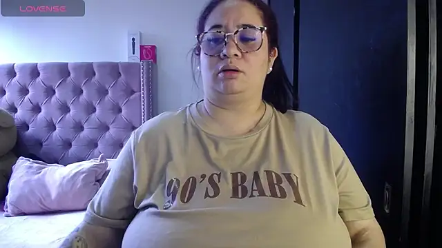 Snapshot of kattybbwbigboobs_ chatting on 06-05-26, 06:02 kattybbwbigboobs online show from 06-05-26, 06:02