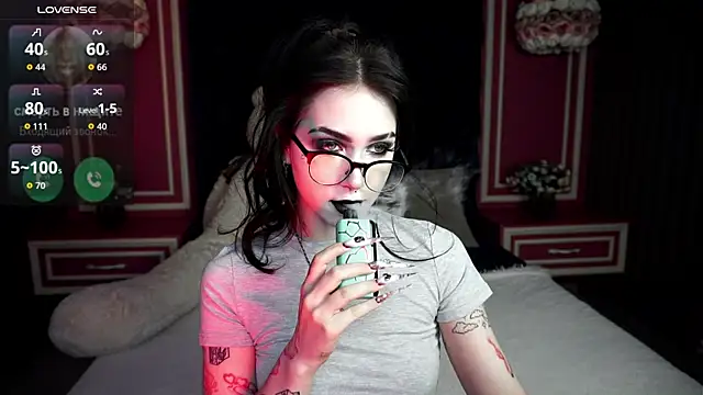 Snapshot of FetishForCassie chatting on 05-01-26, 03:22 FetishForCassie online show from 05-01-26, 03:22