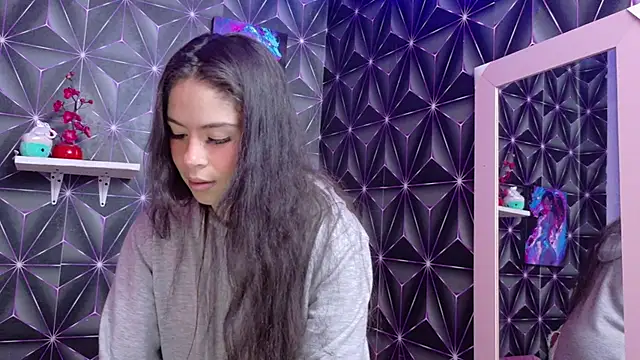 emilygrooe online show from 11-21-25, 09:35