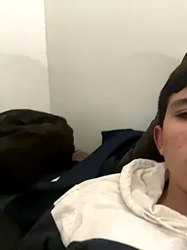 JoseCho18 online show from 12-22-25, 05:04