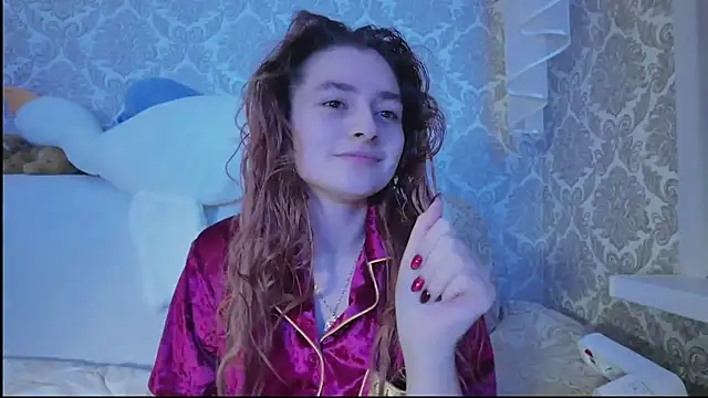 Snapshot of SweetLiaison chatting on 11-23-25, 07:02 SweetLiaison online show from 11-23-25, 07:02