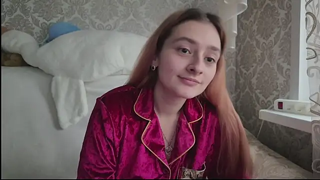 Snapshot of SweetLiaison chatting on 11-24-25, 10:15 SweetLiaison online show from 11-24-25, 10:15