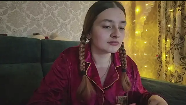 SweetLiaison online show from 03-14-26, 05:51