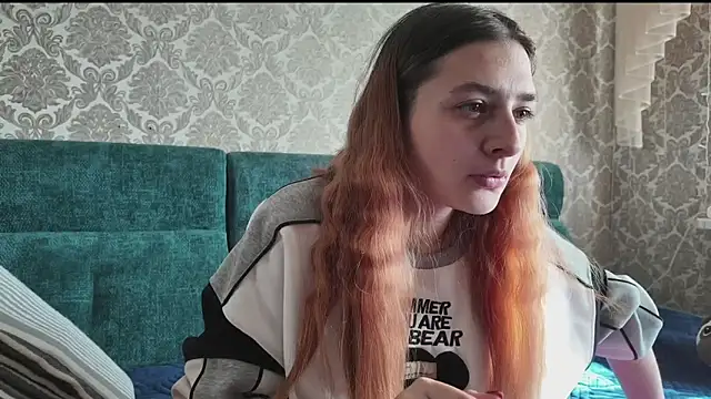 SweetLiaison online show from 04-22-26, 05:54