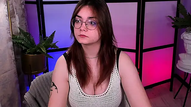 Snapshot of Lily__Evans chatting on 11-30-25, 03:32 Lily Evans online show from 11-30-25, 03:32