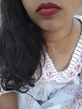 Sexy Divya   online show from 05-13-26, 06:44