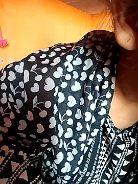 Sexy Divya   online show from 06-26-26, 01:32