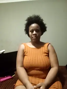 Snapshot of Emmylove-xr25 chatting on 11-11-25, 07:47 Emmylove-xr25 online show from 11-11-25, 07:47