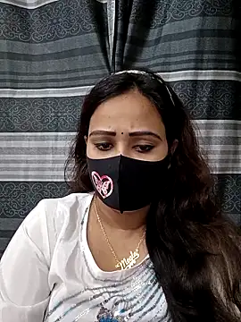 Snapshot of sadiya56803 chatting on 11-17-25, 06:57 sadiya56803 online show from 11-17-25, 06:57