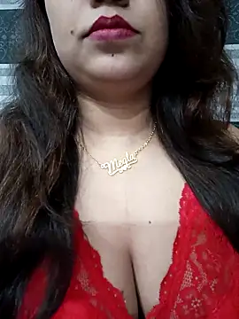 Snapshot of sadiya56803 chatting on 11-18-25, 05:39 sadiya56803 online show from 11-18-25, 05:39