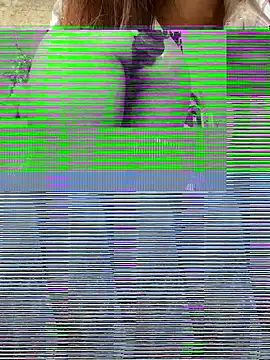 Snapshot of luna-sisi chatting on 01-18-26, 06:06 luna-sisi online show from 01-18-26, 06:06