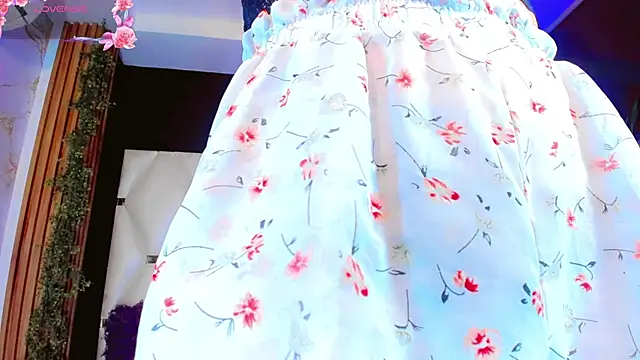 AnnaRouseQueen online show from 04-07-26, 10:31