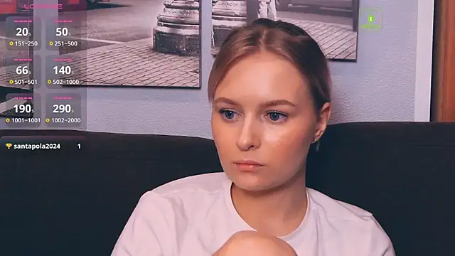 Snapshot of LunaAstra chatting on 11-09-25, 03:54 LunaAstra online show from 11-09-25, 03:54