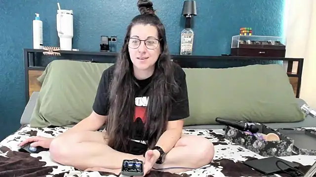 Sammie Ray online show from 04-08-26, 02:50