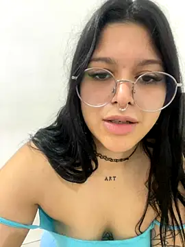 amazonaa9 online show from 11-29-25, 05:05