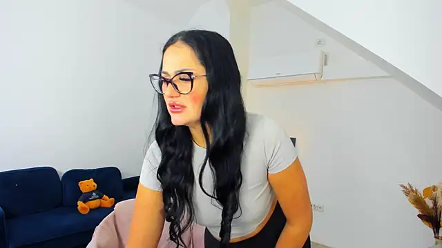 AnyaEvy online show from 03-02-26, 05:08