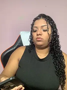 CurlyAliccia  online show from 11-09-25, 11:47