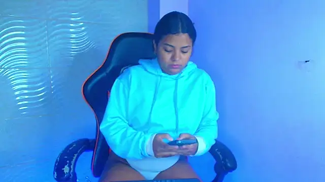 CurlyAliccia  online show from 12-02-25, 01:55