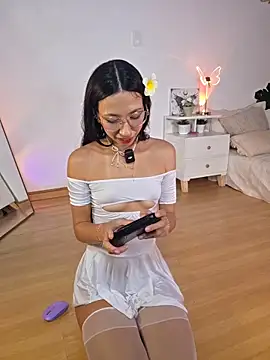 Snapshot of selene_starkk chatting on 02-03-26, 02:21 selene starkk online show from 02-03-26, 02:21