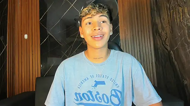 Timmy Kiing  online show from 12-04-25, 08:39