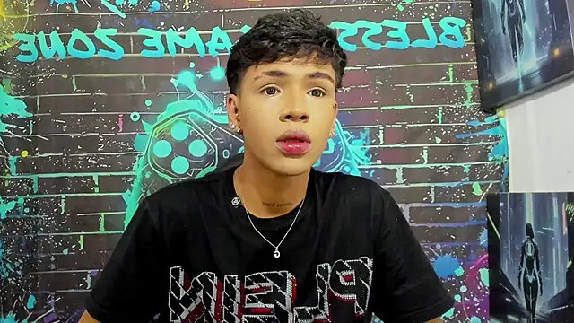 Timmy Kiing  online show from 08-08-26, 09:50