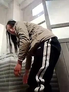 Yumiik2kk online show from 11-28-25, 12:57