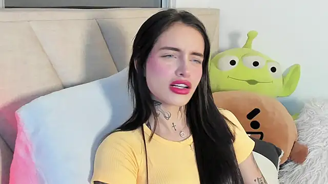 Snapshot of Angeline_smith1 chatting on 12-22-25, 11:24 Angeline smith1 online show from 12-22-25, 11:24