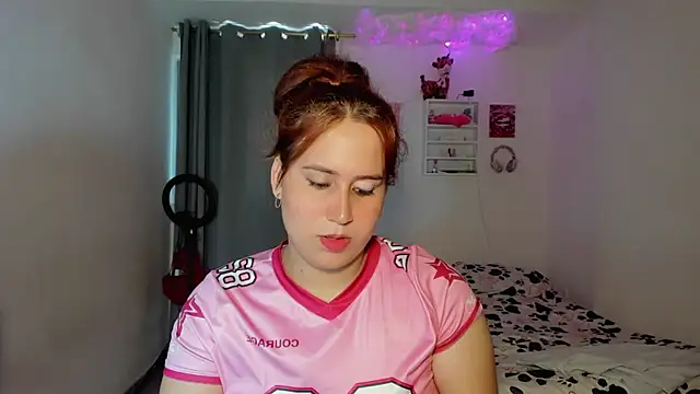 Sofiababyy online show from 07-25-26, 06:16
