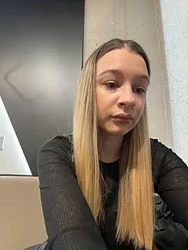 SashaCatt online show from 12-05-25, 07:17