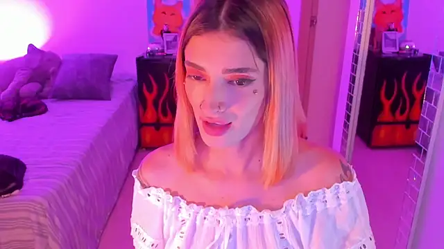 Snapshot of rotwallace chatting on 02-22-26, 10:19 rotwallace online show from 02-22-26, 10:19