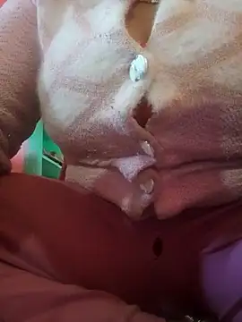 aaruna hot83 online show from 01-15-26, 06:51