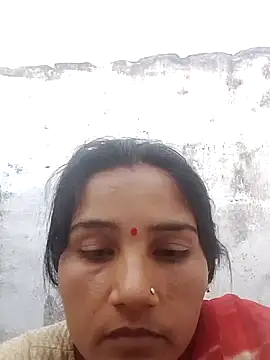 Snapshot of Seema_ji12 chatting on 05-18-26, 12:29 Seema ji12 online show from 05-18-26, 12:29