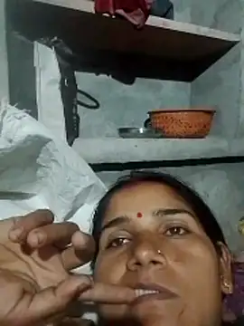 Snapshot of Seema_ji12 chatting on 06-03-26, 03:39 Seema ji12 online show from 06-03-26, 03:39