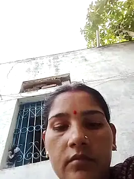 Snapshot of Seema_ji12 chatting on 06-09-26, 12:44 Seema ji12 online show from 06-09-26, 12:44