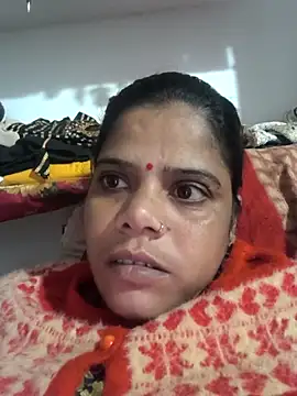 Hot suini online show from 12-19-25, 06:42